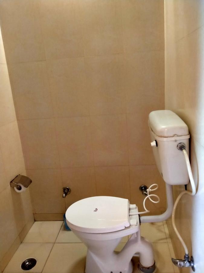 Naurang Yatri Niwas Hotel Garli Ngoại thất bức ảnh